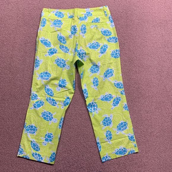 Vintage Lilly Pulitzer Pants 4 Green Turtle Print White Label Stretch Capri - Picture 10 of 12